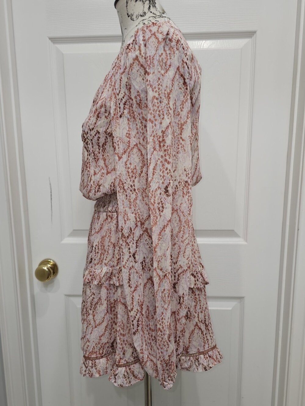Lulus, NWT, Size S Women's Pink Snake-Print Long Sleeve Blouse Dress - Picture 5 of 11